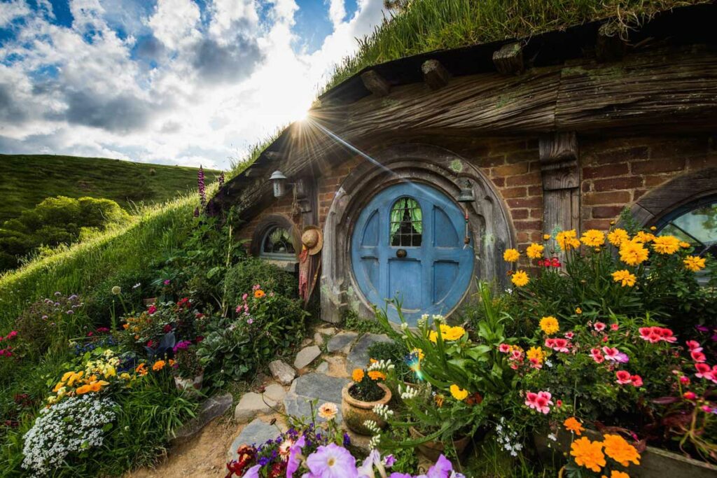 hobbiton movie set Lord of the Rings tour and The Hobbit